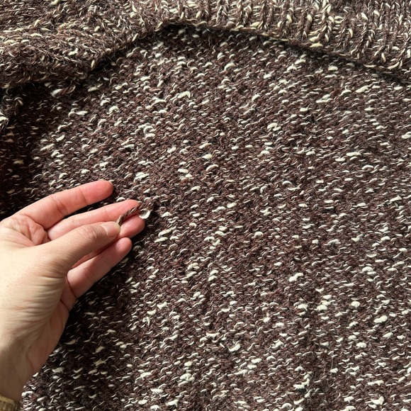 Hand Knit Textured Argyle Wool Buttoned Cardigan - Picture 9 of 10